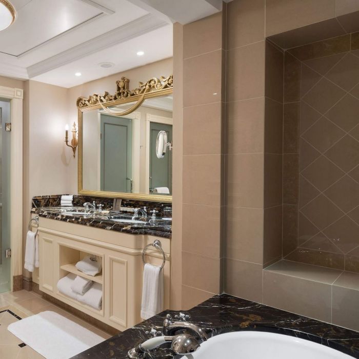 Ванная комната — Fairmont Grand Hotel