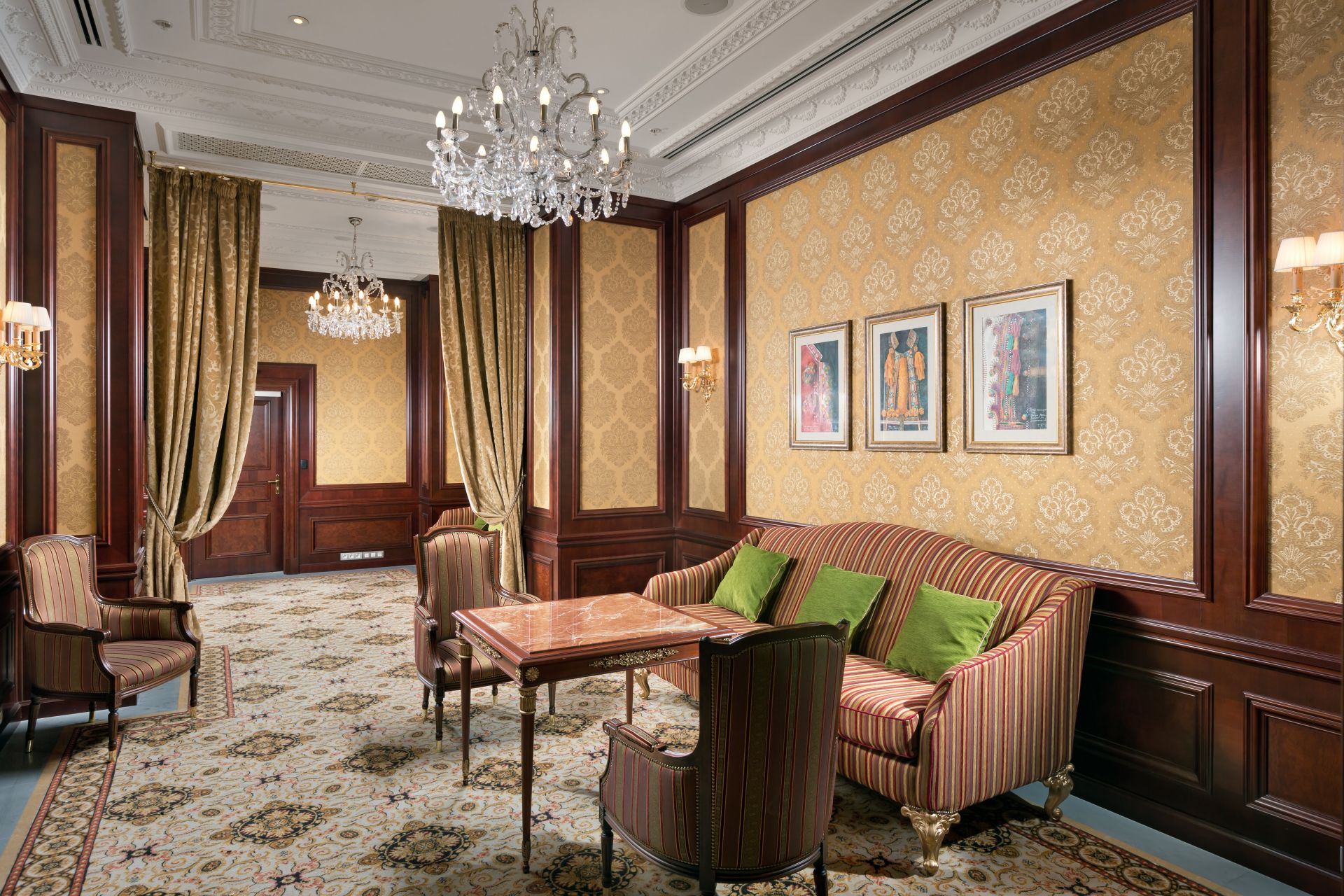 Tea room, Fairmont Grand Hotel