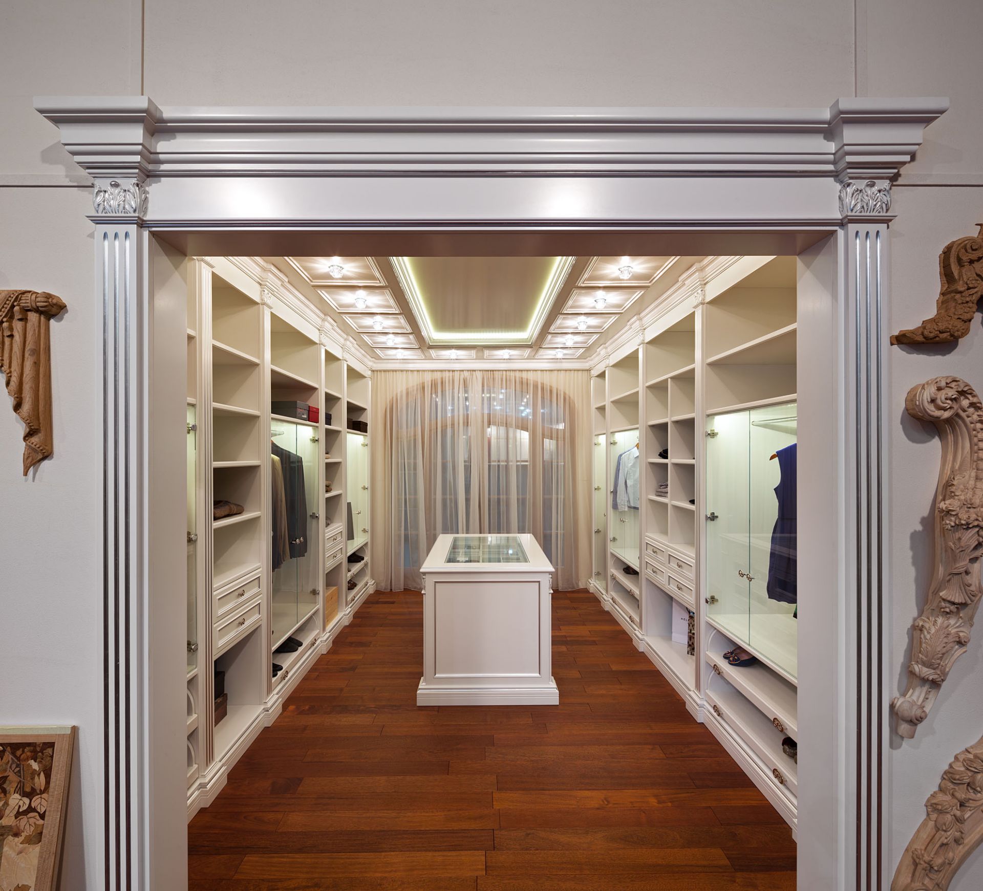 Classical-style dressing room