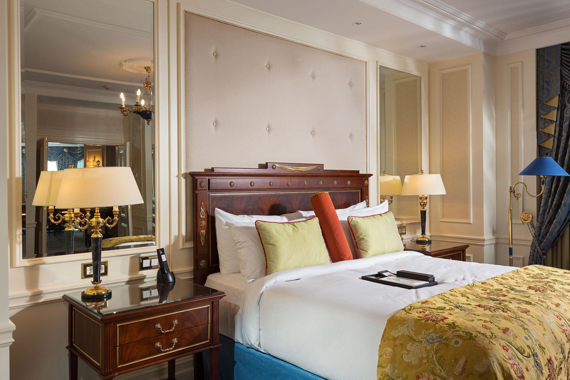 Дизайн, Спальня - Fairmont Grand Hotel 